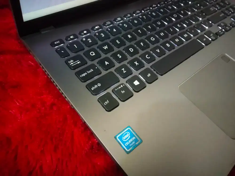 Asus x509MA/INTEL N4020/ram4gb/ssd 256gb/KB BACKLIT/layar FHD MANTAP