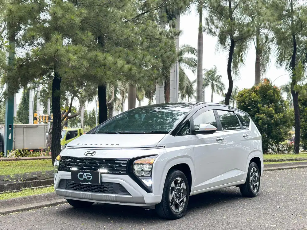 HYUNDAI STARGAZER PRIME IVT TWO TONE 2022 PUTIH AUTOMATIC MATIC