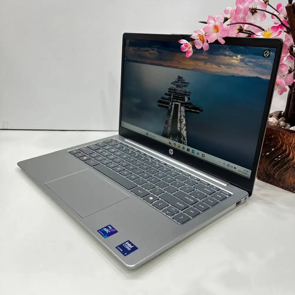 Laptop HP 14 EP1225TU Intel Core Ultra 7 155H 16GB SSD 512GB