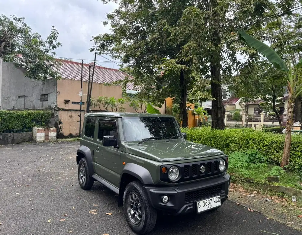 {km 17rb} Suzuki Jimny 3 Doors 4x4 All Grip At tahun 2019