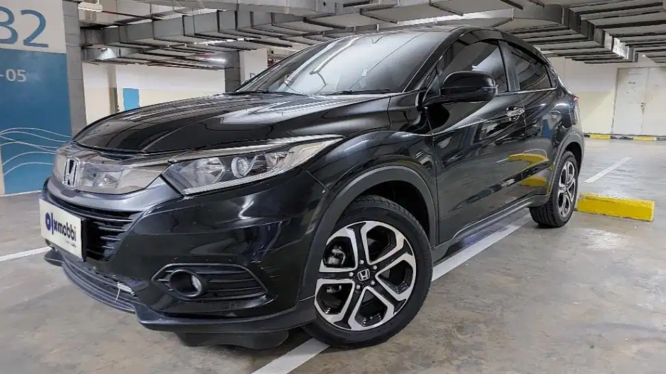 TDP 10JT, Honda HR-V 1.5 E Bensin-AT Hitam 2019