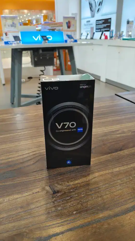 Pre-order Vivo V70 5G