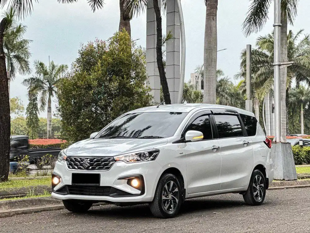 ERTIGA GX Hybrid AT 2022/ERTIGA GX Hybrid MATiC AUTOMATIC 2022