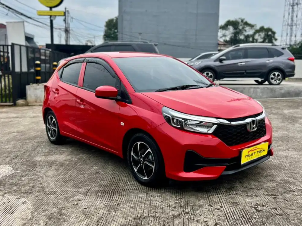 PROMO TDP MINIM! Honda Brio Satya E 1.2 AT 2023 Merah - KM 21rb Asli