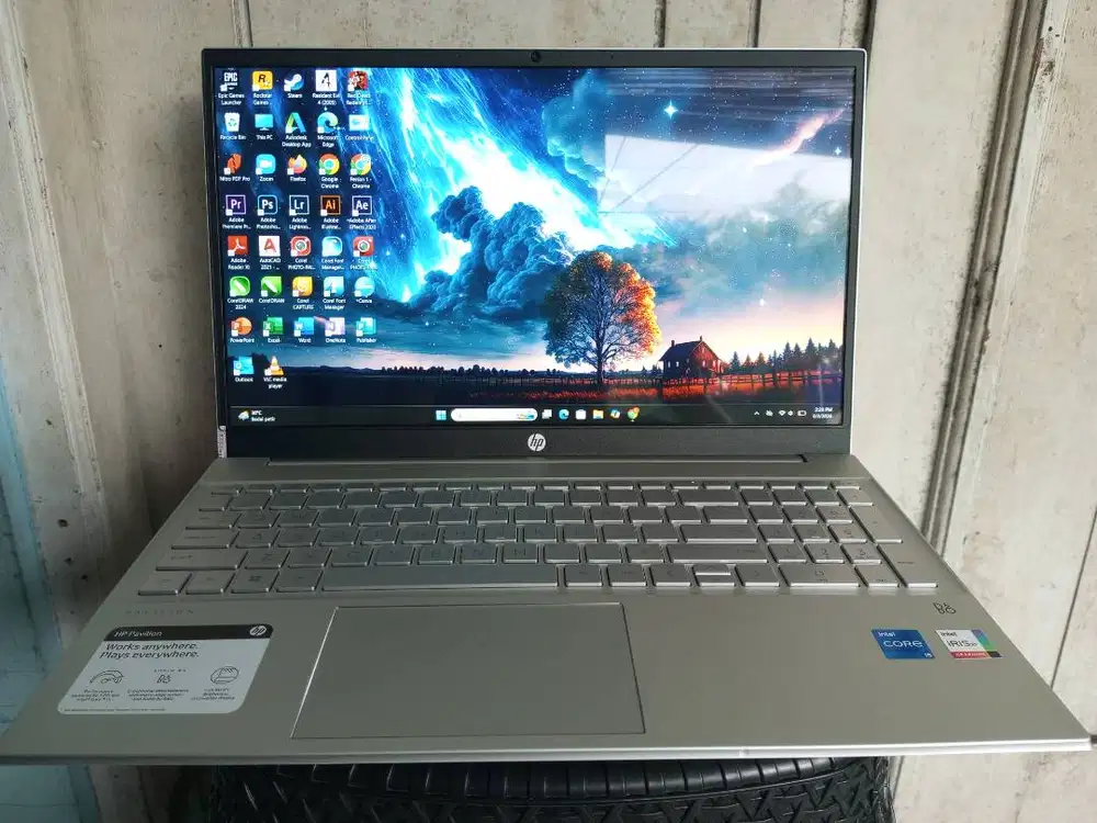LAPTOP HP PAVILION 15 SILVER 2 IN 1 TOUCHSCREEN