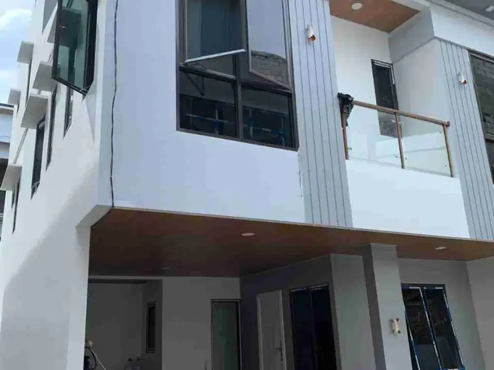 Rumah Mewah Dijual Bran New Townhouse di Setiabudi Jakarta Selatan
