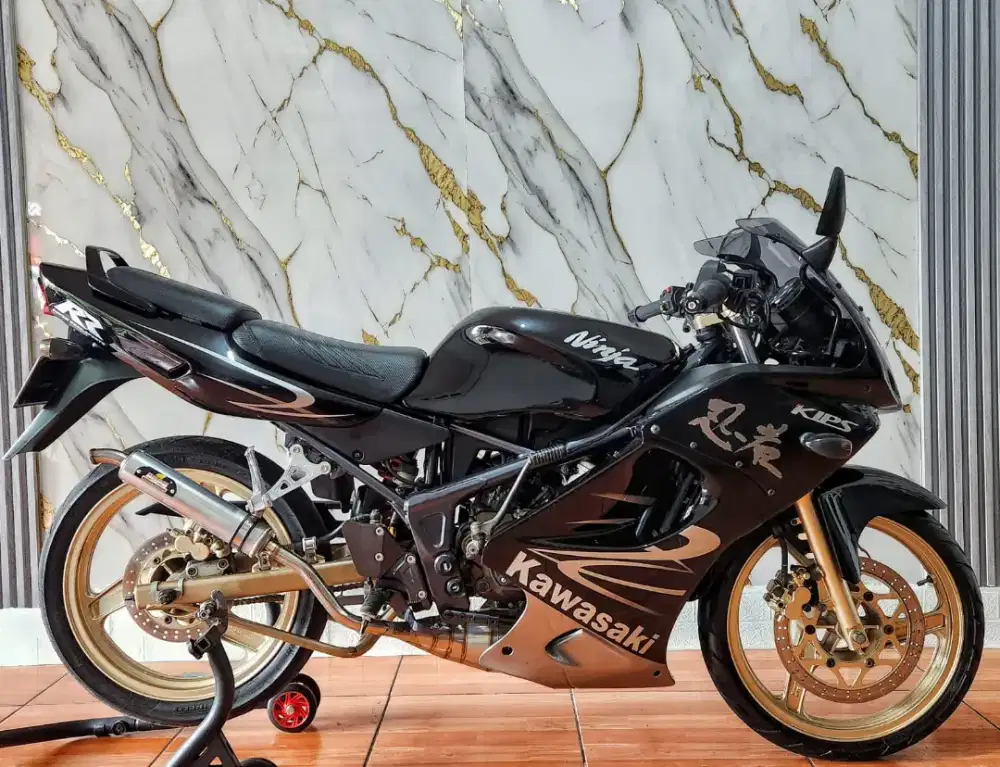 Kawasaki Ninia RR 150 old Tahun 2010