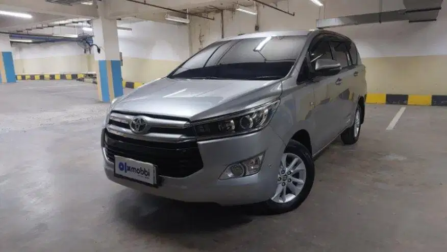 DP MURAH Toyota Kijang Innova 2.0 V Bensin-AT 2020 Silver C9OEB