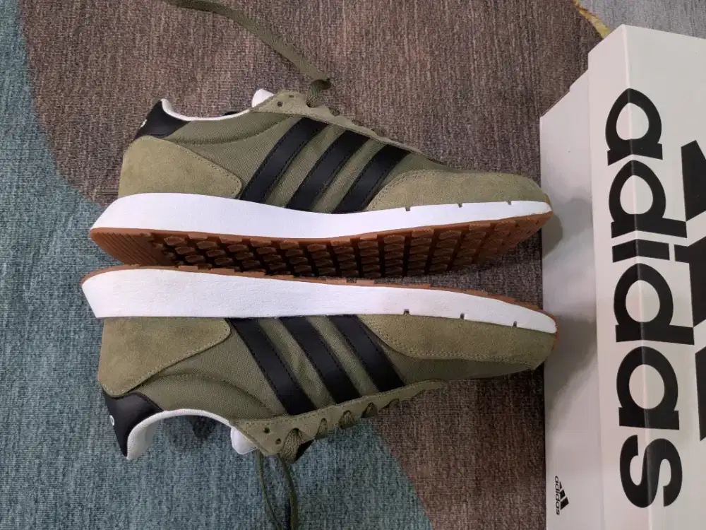 Sepatu adidas lifestyle run 60s 2.0 uk 42 2/3