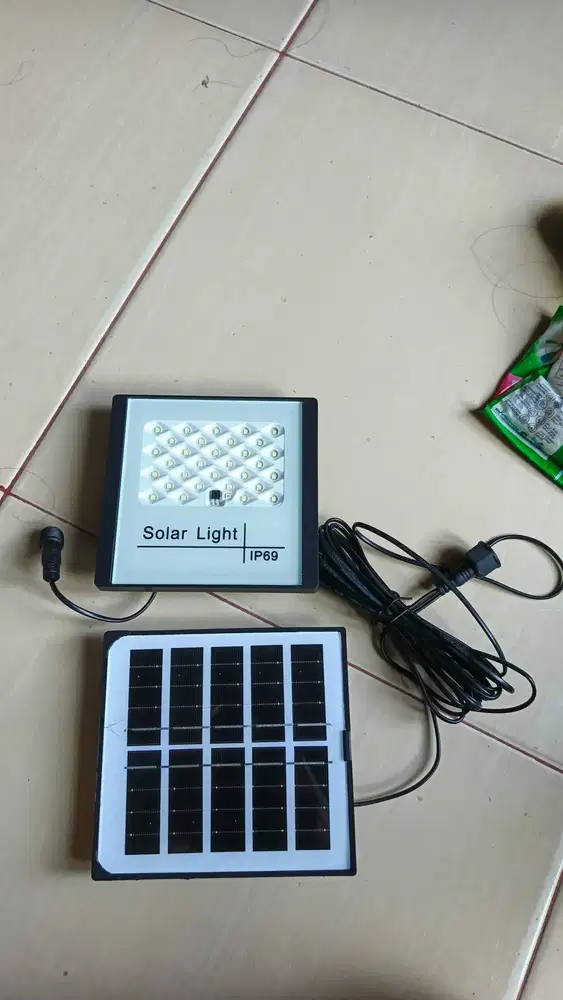 Lampu panel Surya sensor cahaya tanpa listrik