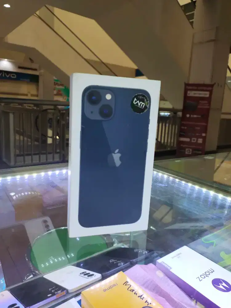 iPhone 13 128 (NEW) garansi resmi ibox