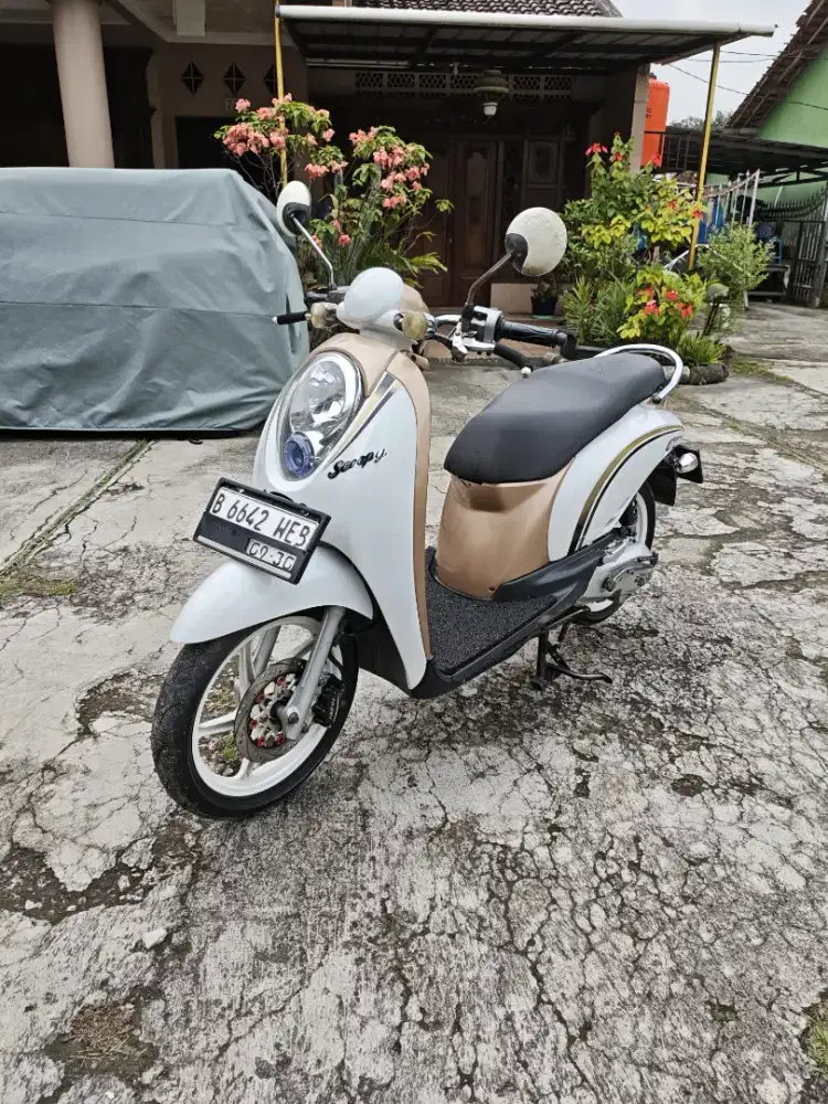 Honda scoopy 2011 joss