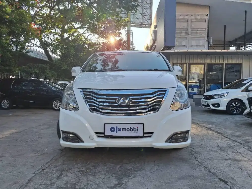 HOT SALE - Hyundai H-1 2.5 CRDi XG Solar-AT 2015