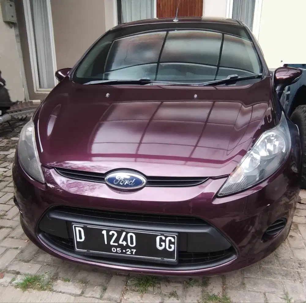 Ford Fiesta 1.4L A/T Trend 2011