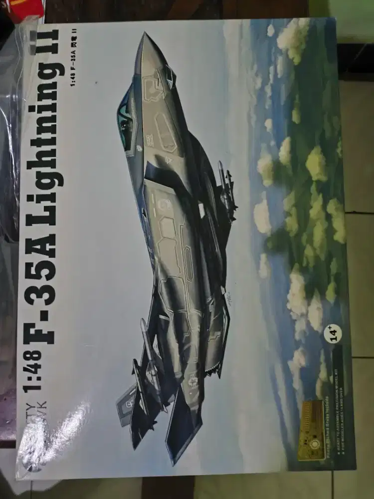 For Sale!! Model kit F-35