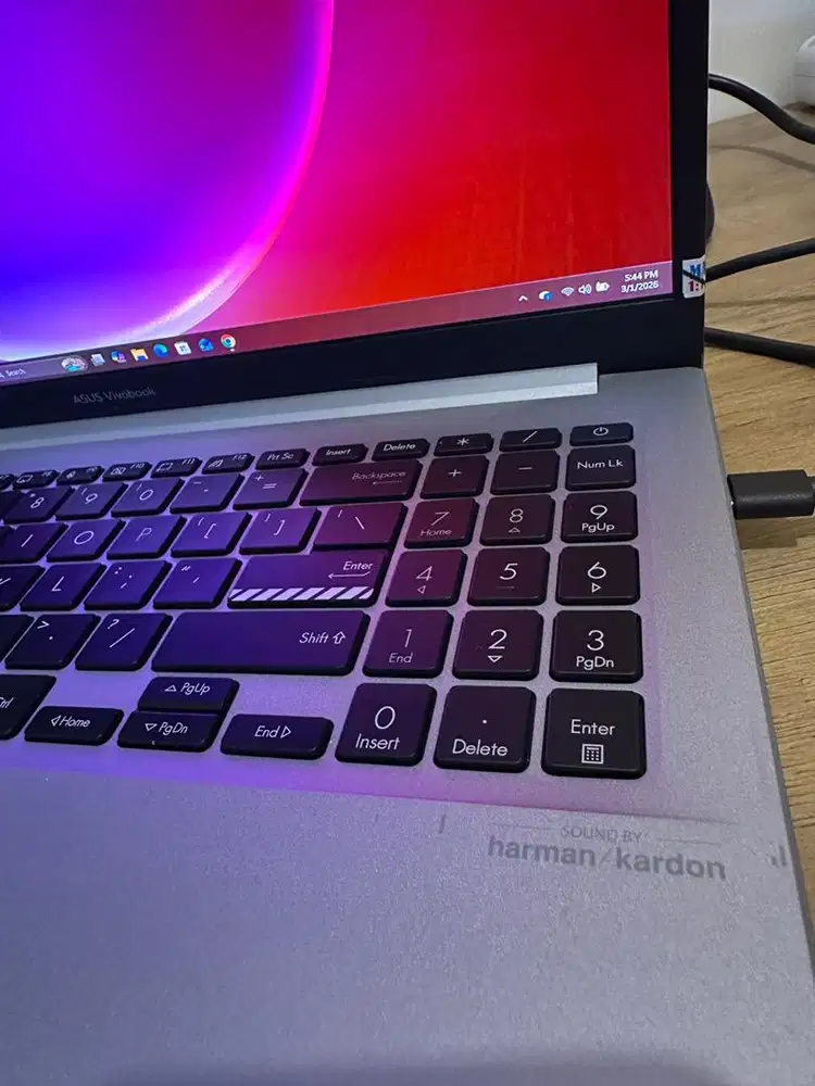 Laptop asus vivobook i5 gen 11 OLED