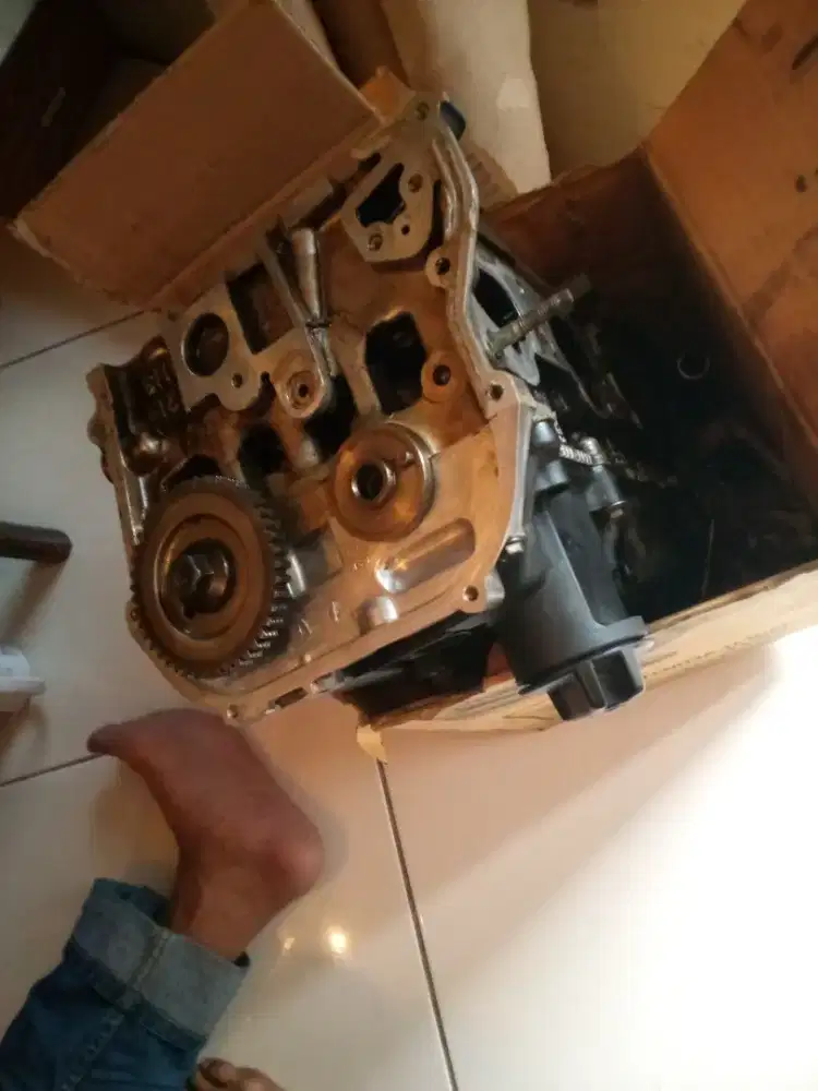 Blok head atas Serena hws