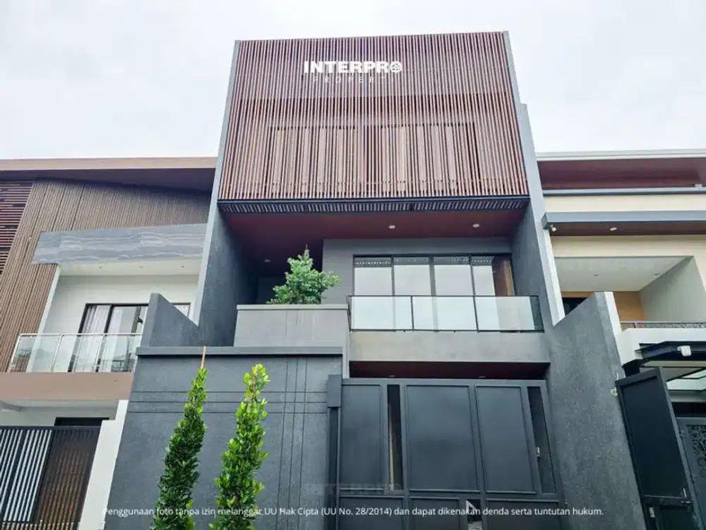 Rumah Brand New 3 Lantai Dijual Permata Buana Best Lay Out Modern Minimalis - Luas 136m2