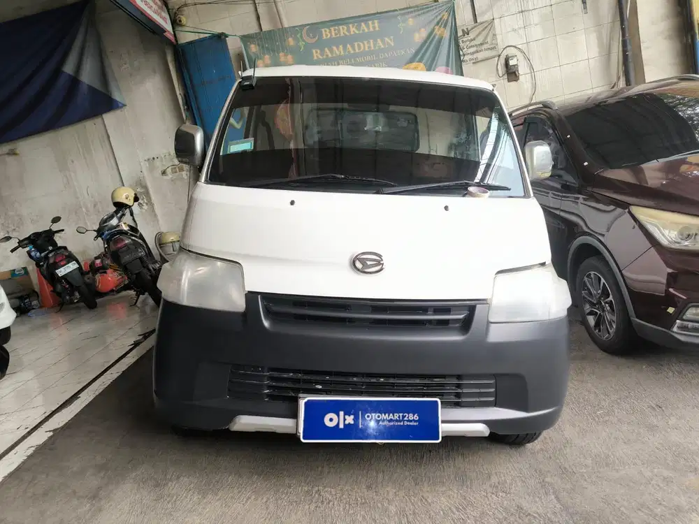 DAIHATSU 2017 GRANDMAX 1.5 ACPS PUTIH OTOMART PICKUP KENJERAN