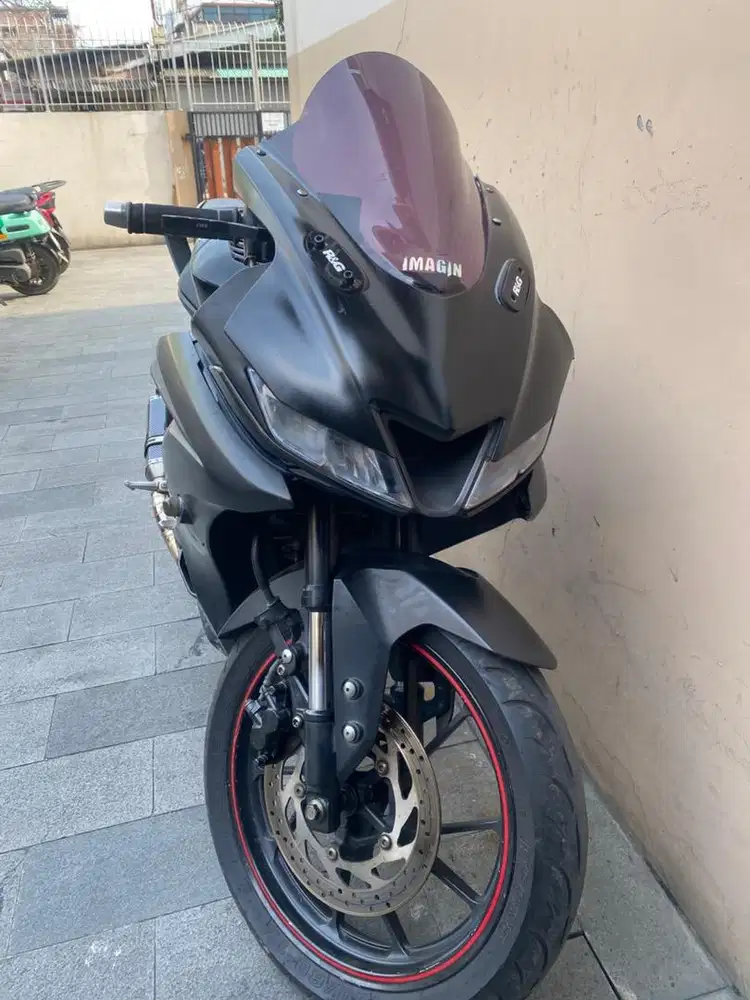 Yamaha R15 V3 lengkap