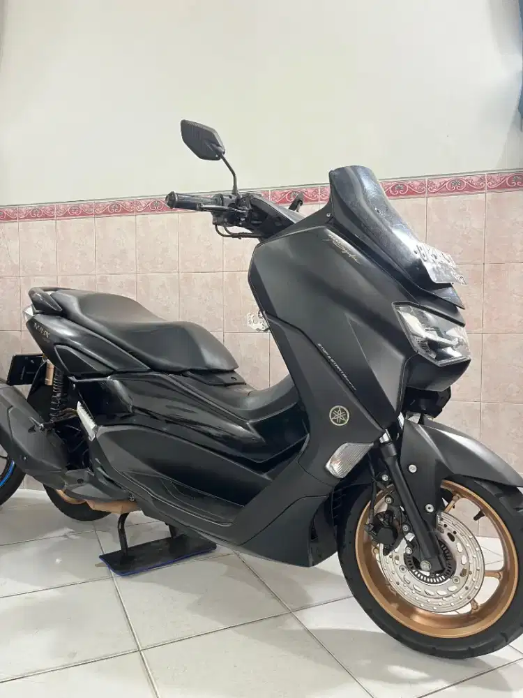 YAMAHA NMAX TAHUN 2022 MOTOR GRESS