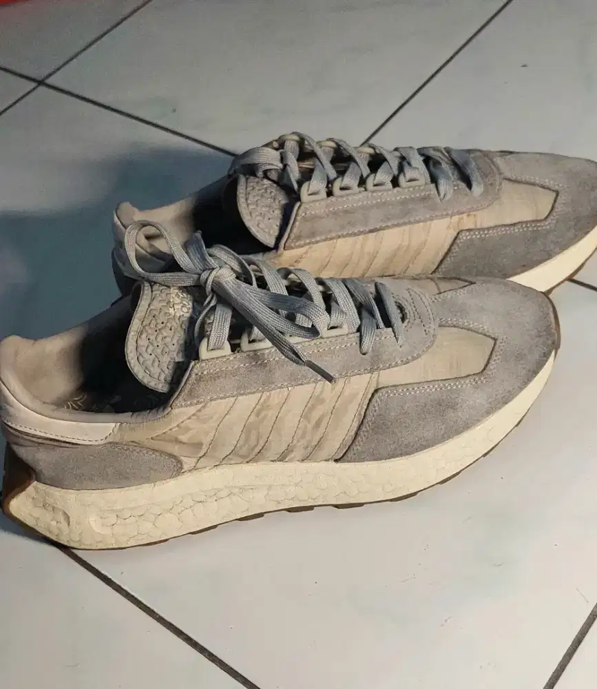 Sepatu adidas original