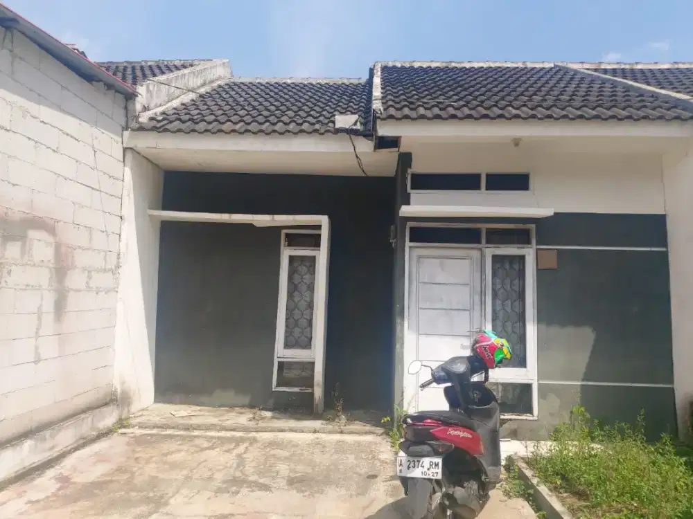 Rumah di Perum Taman Asri Bahagia. Tanah hoek