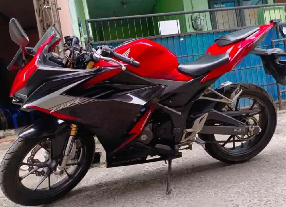 Honda CBR 150RR LED New Tahun 2021 JOZZZ Mesin Halus Siap tancap Gass