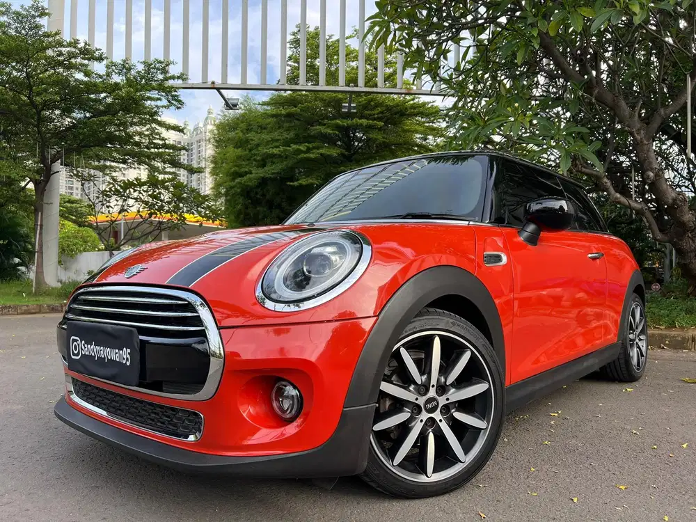 KM.26.000 MINI COOPER 1.5 TURBO 3 DOORS 2021/2020 ORANYE SUPER IRIT