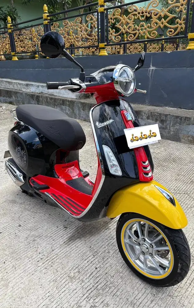Vespa Mickey Mouse Limited Edition
