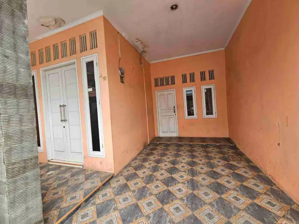 Dijual  rumah 2 lantai di duta bumi 3 harapan indah bekasi