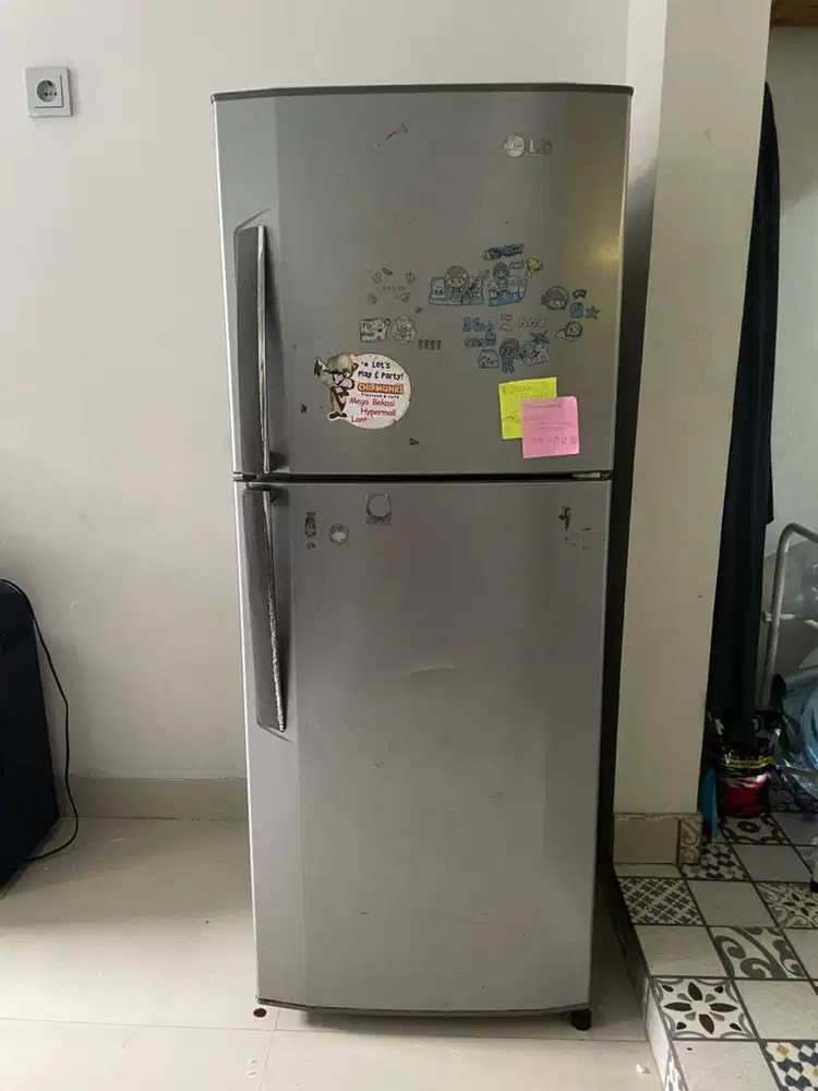 Kulkas LG 2 Pintu