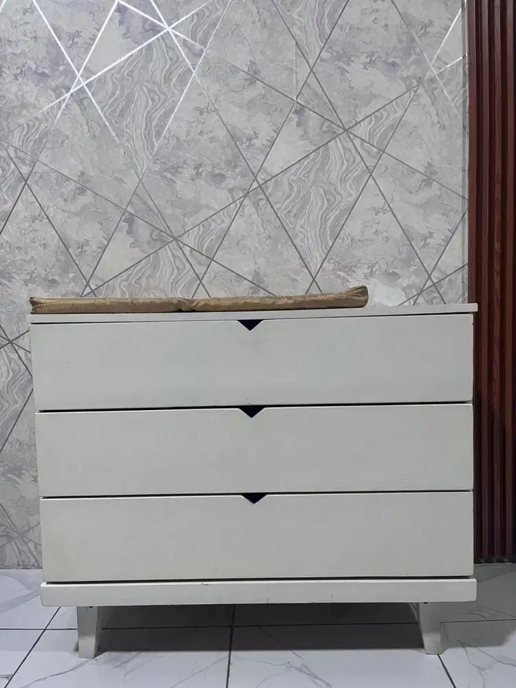 2 Way POD Changing Table Little Equi