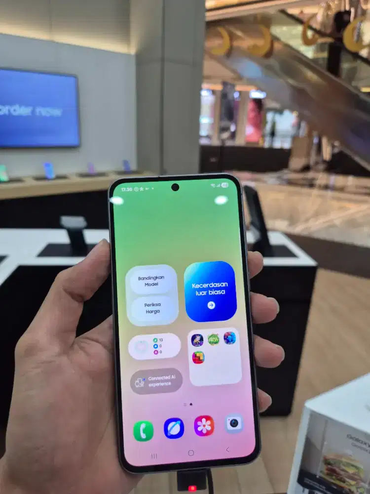 cicilan 0% Samsung Galaxy A56 Free Charger - Samsung Queen City Mall