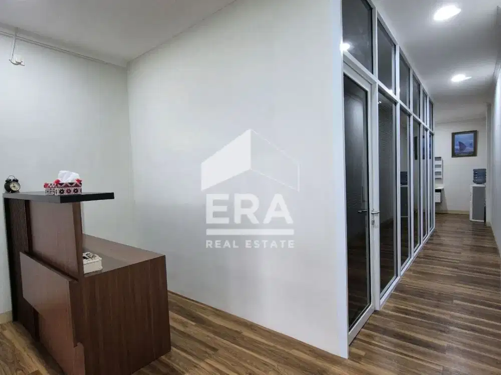 Di jual cepat ruko mainson avenue kota wisata 3 lantai bagus