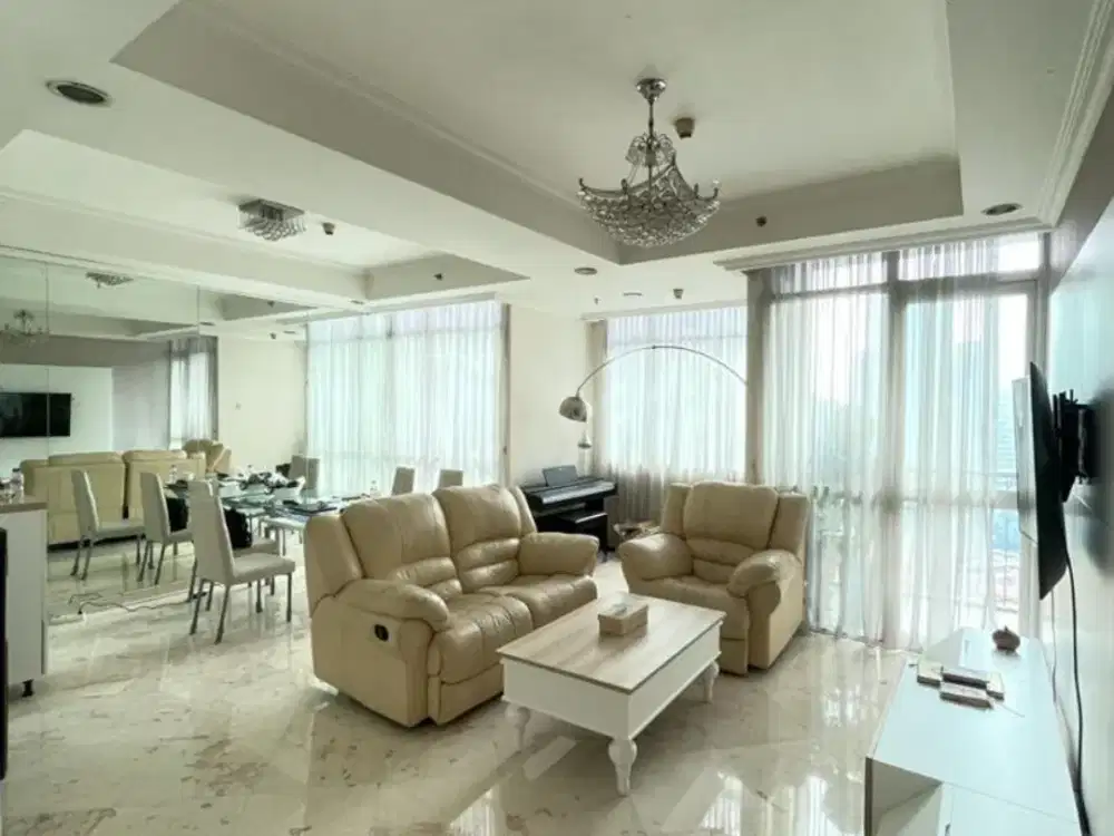 FOR RENT Apartment Bellagio Residence Mega Kuningan 3BR Size 168sqm - Renovated, Close to MRT LRT Busway