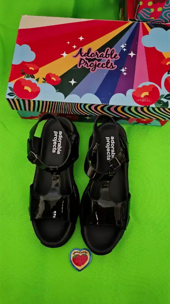 SEPATU SANDAL WANITA MERK ADORABLE PROJECTS