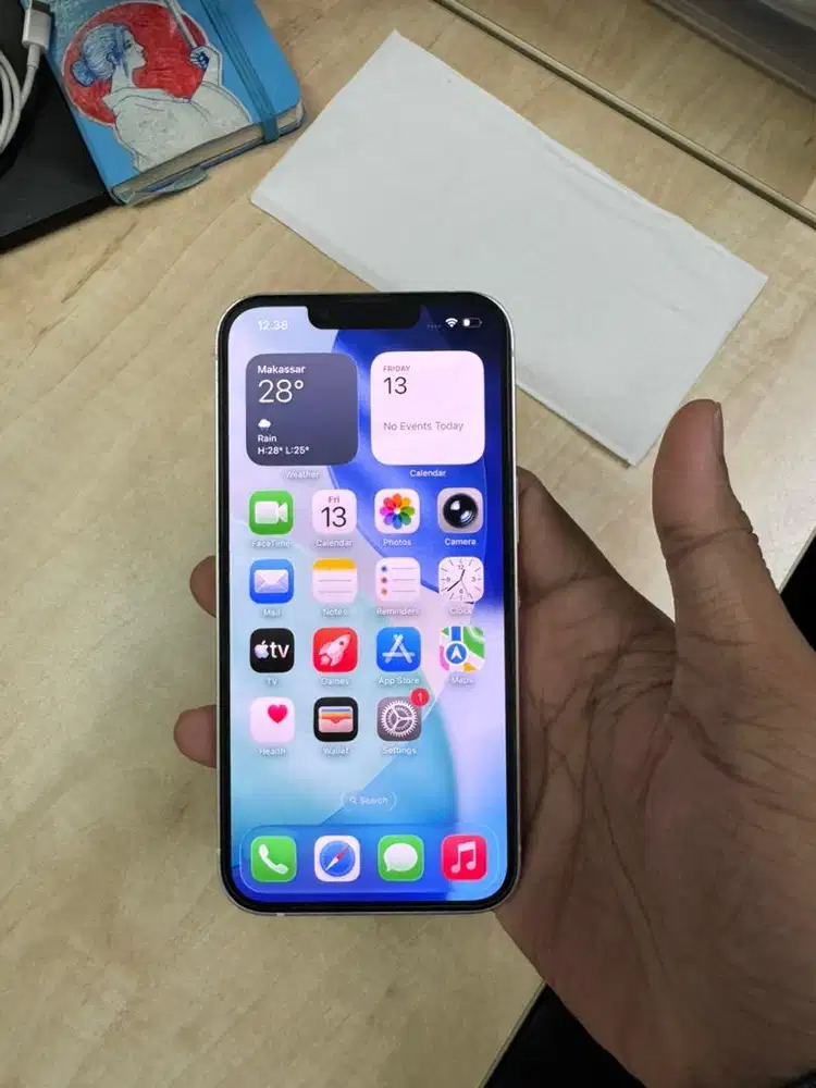 iPhone 13 128gb Warna Starlight Fullset Ex iBox