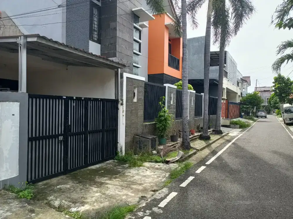 Rumah dikontrakkan di jl swadaya 1 no 19 cempaka baru