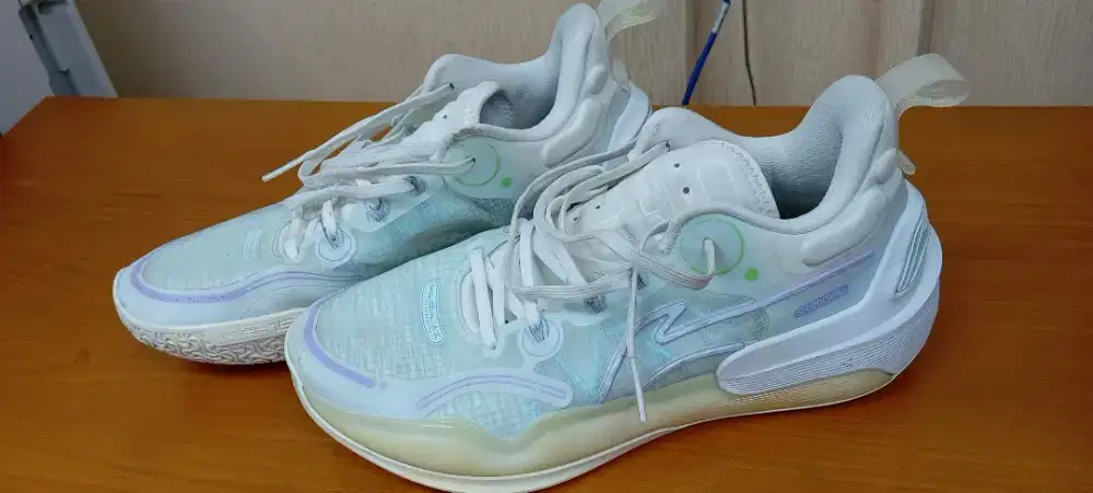 Sepatu basket Lining Yushuai XVI Low