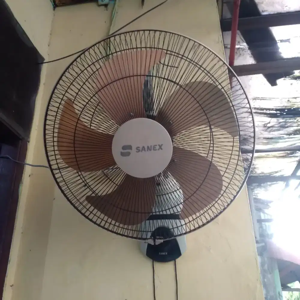 Kipas Angin Sanex Dinding