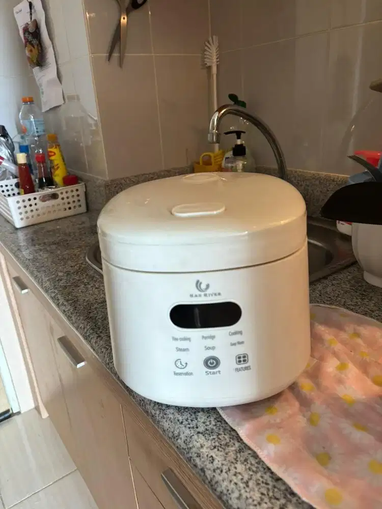 Rice Cooker 1.2 Liter