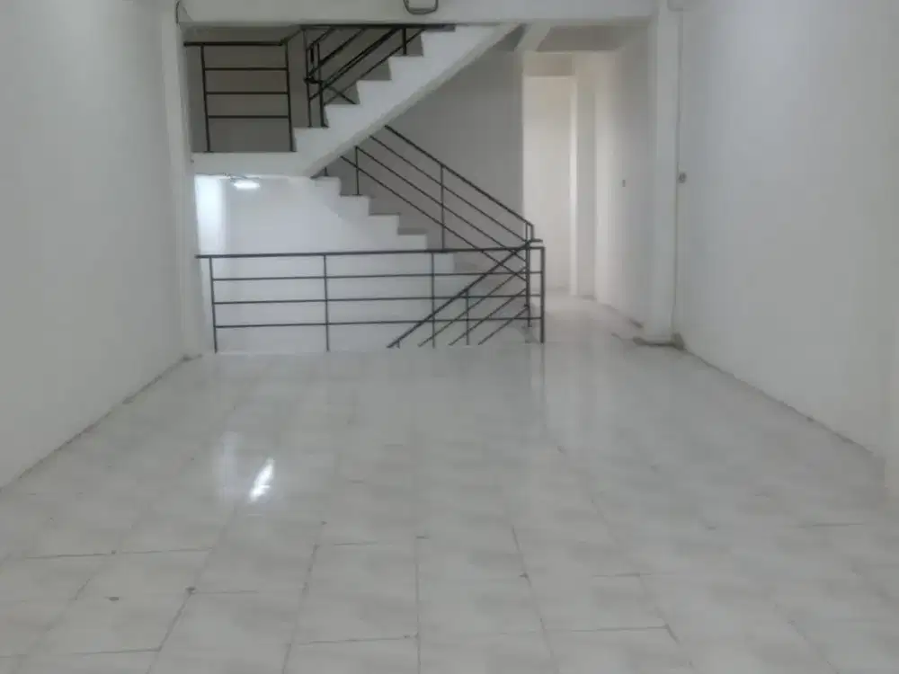 DIJUAL ATAU DISEWA RUKO DI KALIBARU TIMUR