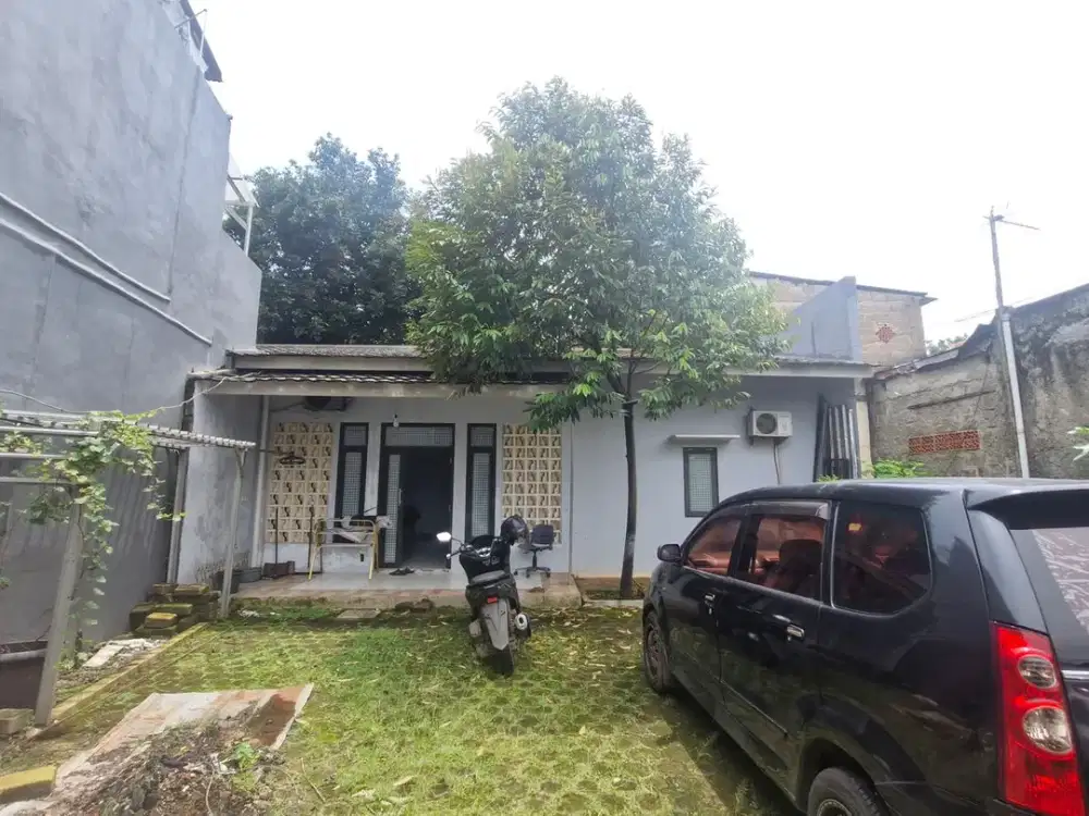 Rumah Strategis 10 Menit ke Living World Grand Wisata Siap KPR J-42799