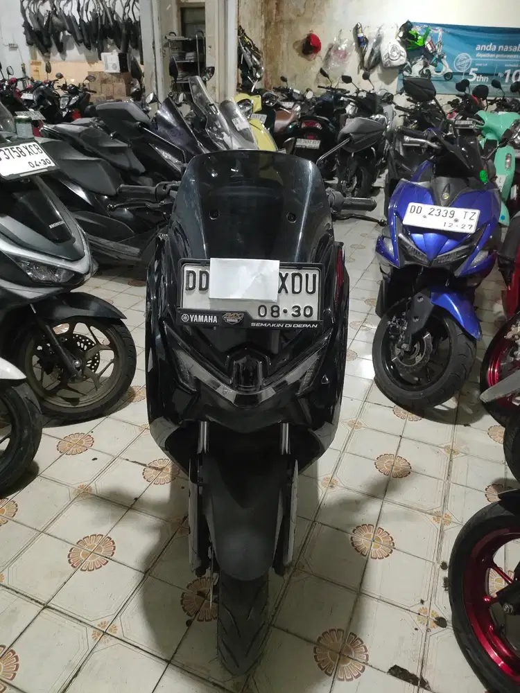 Yamaha nmax conected 2025 hitam