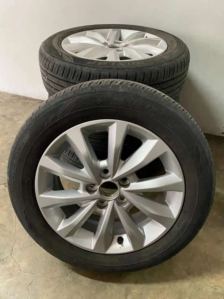 Velg & ban Ring 17 original Innova Zenyx type V 2025