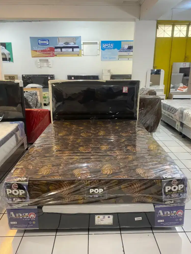 KASUR BUSA ROYAL POP