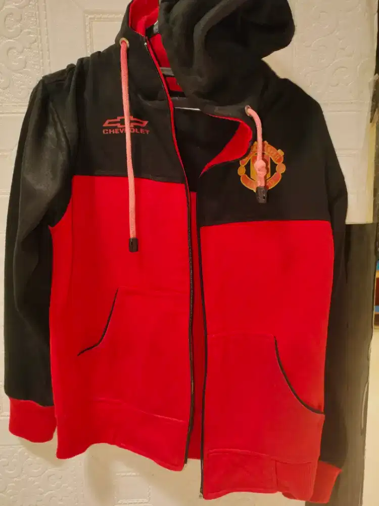 Jaket MU Chevrolet tag H&M