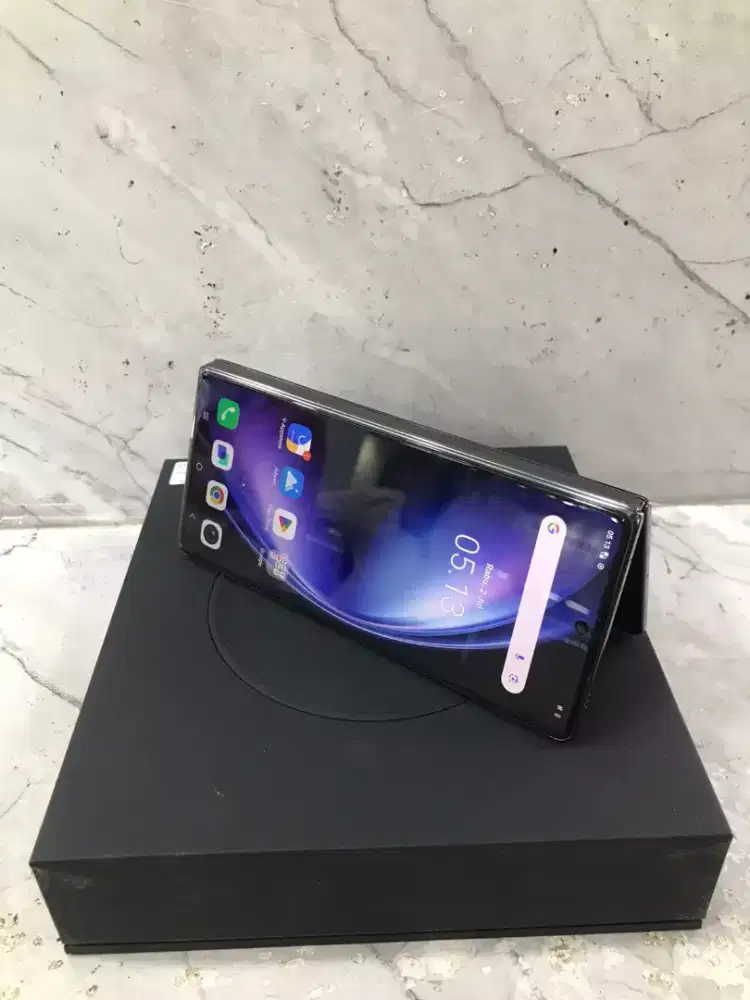 Di jual HP VIVO X FOLD 5 warna BLACK RAM 16GB ROM 512GB