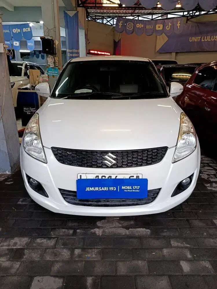 SUZUKI 2015 SWIFT GX 1.5 MT 2015 PUTIH
JL RAYA JEMURSARI MOBIL 1717